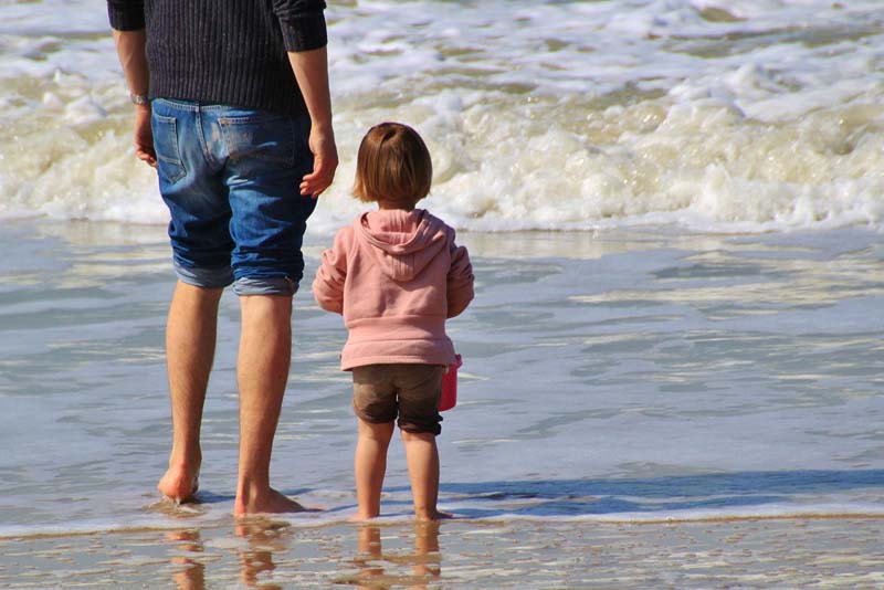 A Letter from a Psychologist Dad to His Daughter – You Don’t Have to Honour Your Parents.